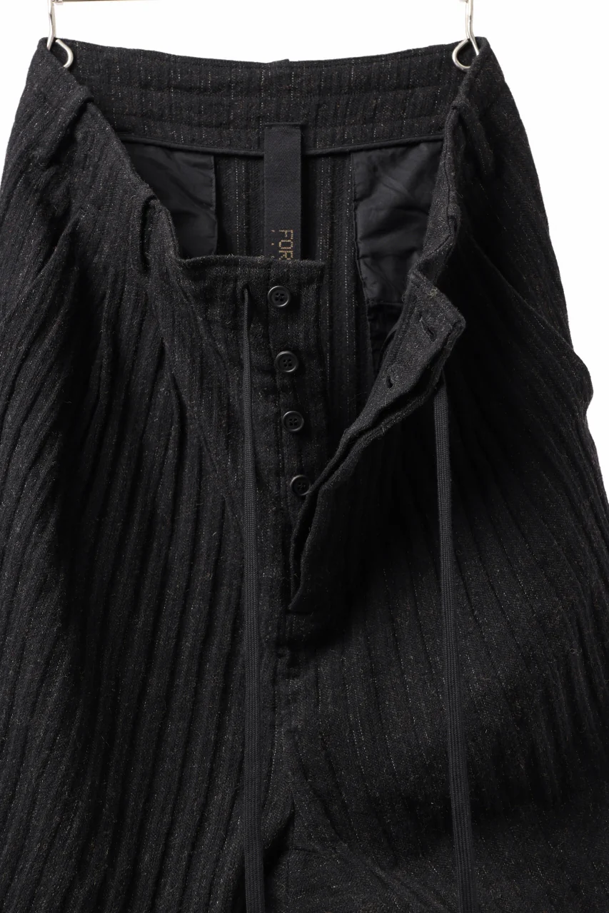 forme d'expression 2-Tucked Sarouel Pants (Black) - Image 18