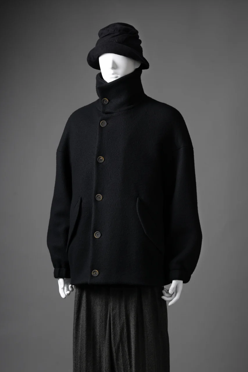 forme d'expression Bomber Short Coat (Black) - Image 23