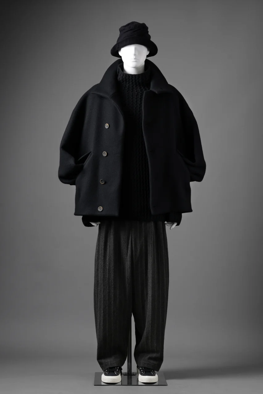 forme d'expression Bomber Short Coat (Black) - Image 31
