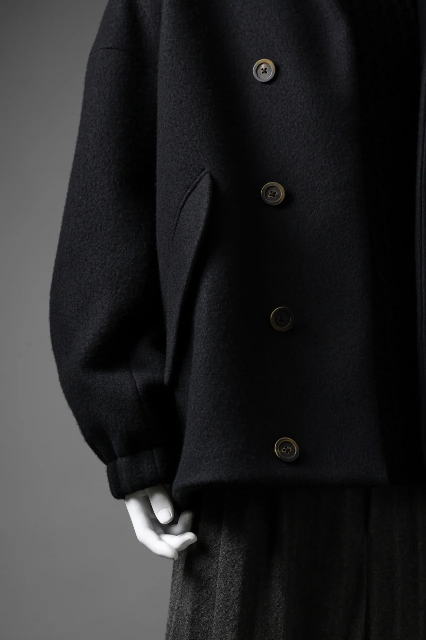 forme d'expression Bomber Short Coat (Black) - Image 34