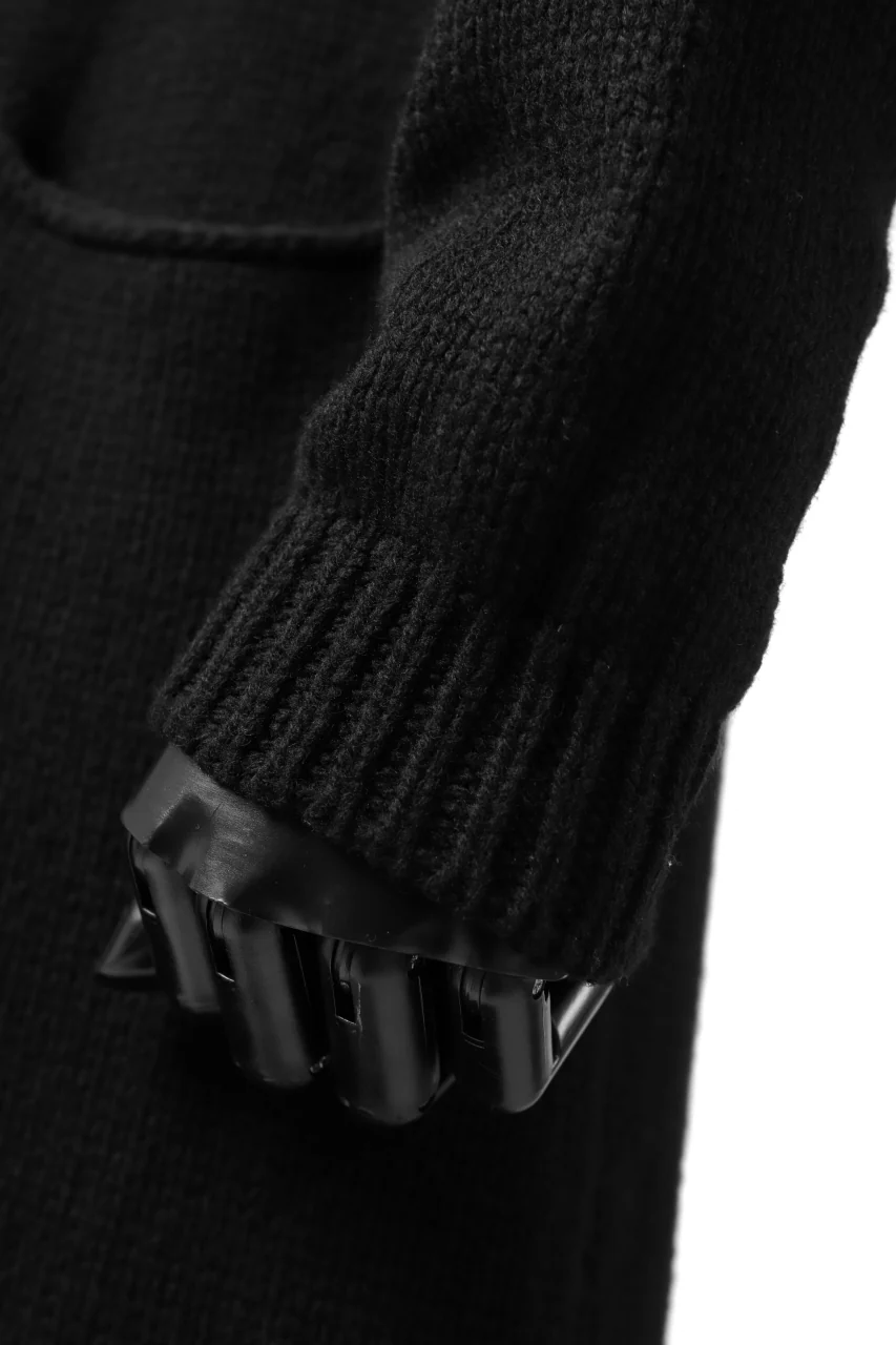 forme d'expression Buttoned Up Knitted Coat (Black) - Image 14