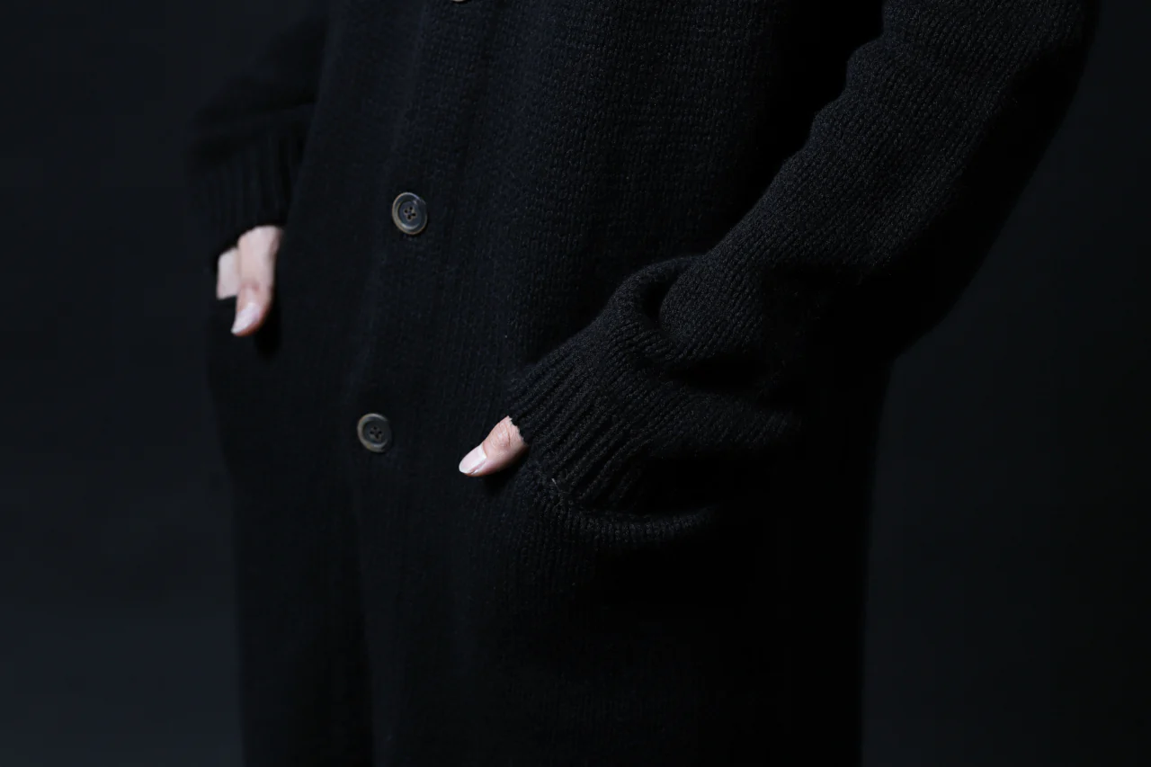 forme d'expression Buttoned Up Knitted Coat (Black) - Image 30