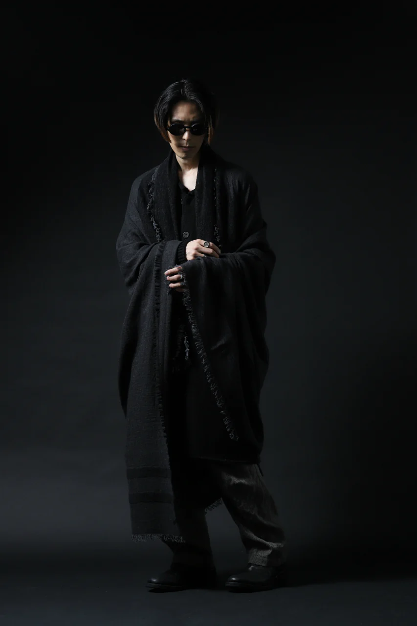 forme d'expression Camus Scarf (Black) - Image 23