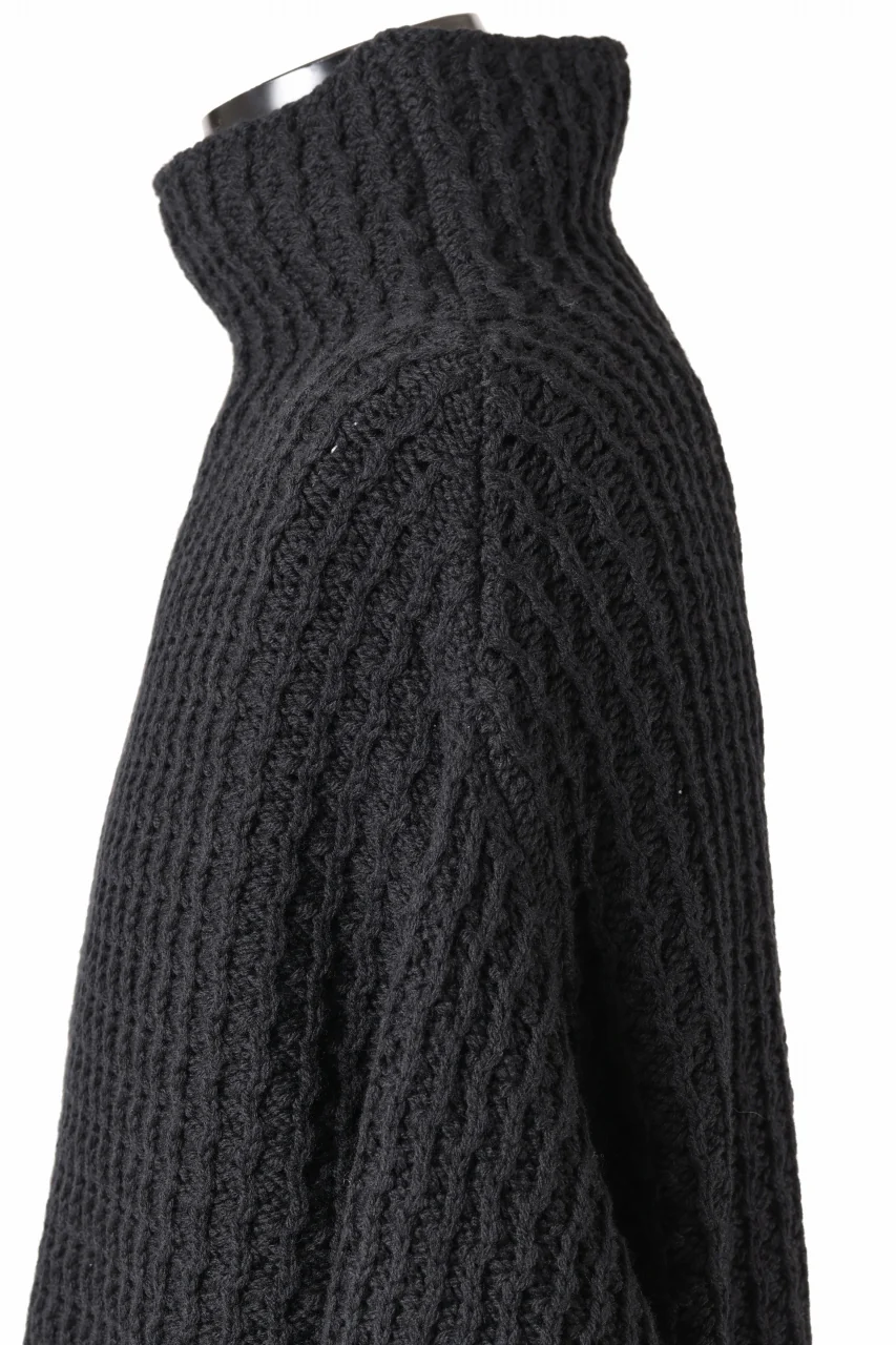 forme d'expression Chunky Ribbed Knit Sweater (Black) - Image 11
