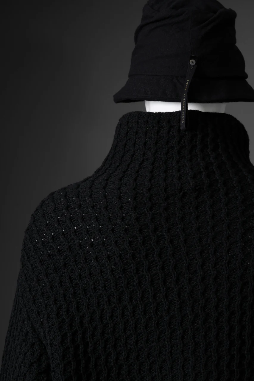 forme d'expression Chunky Ribbed Knit Sweater (Black) - Image 25