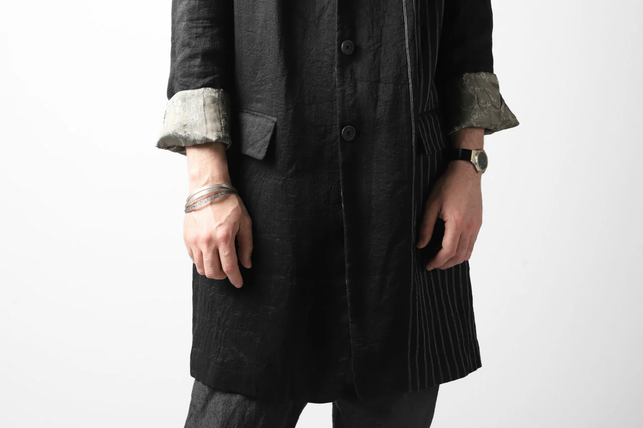 forme d'expression De Stijl Coat (Black) - Image 59