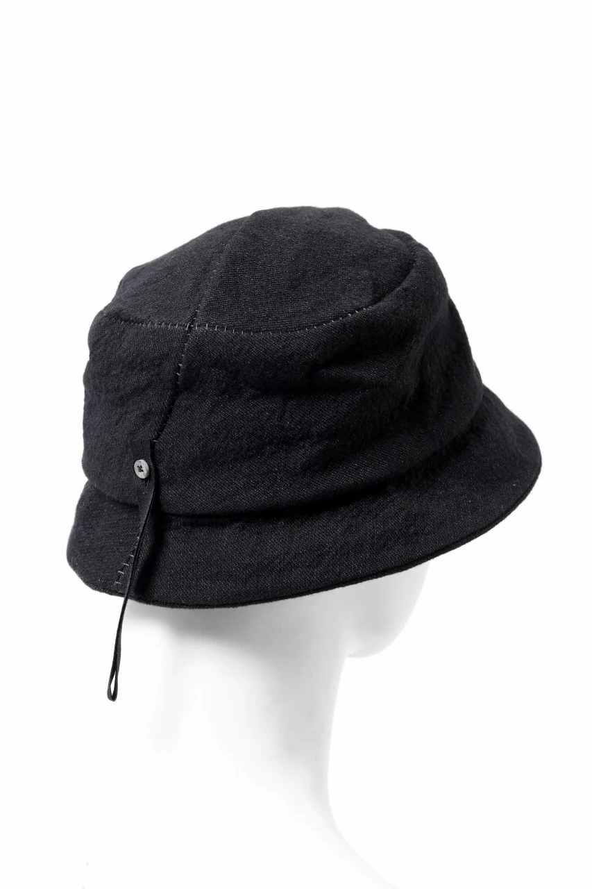 forme d'expression Derby Hat (Black) - Image 7
