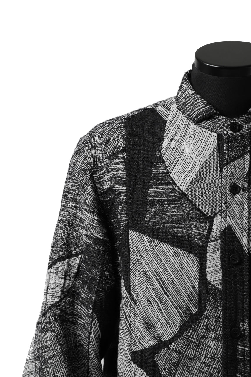 forme d'expression exclusive Cut-away Collared Shirt (White Black) - Image 8