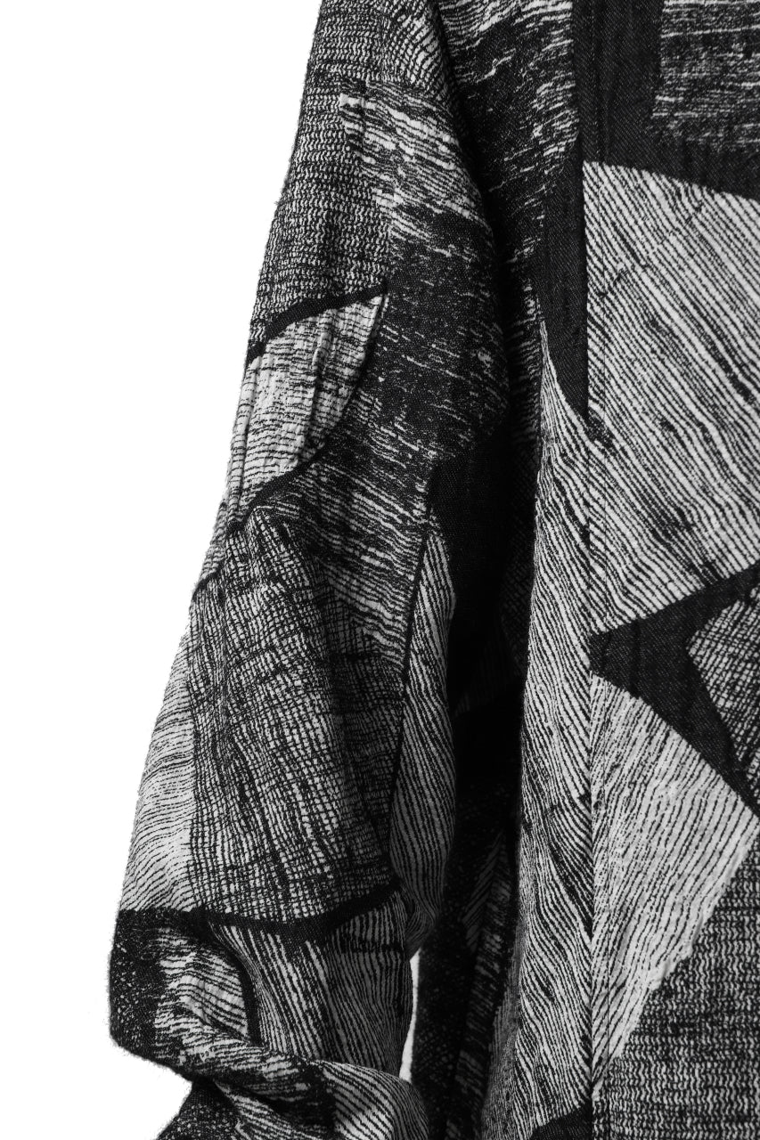 forme d'expression exclusive Cut-away Collared Shirt (White Black) - Image 9