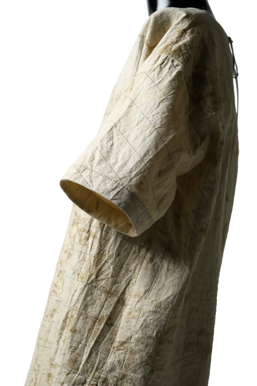 forme d'expression exclusive V Neck Scrub Shirt (Iced Tea) - Image 14