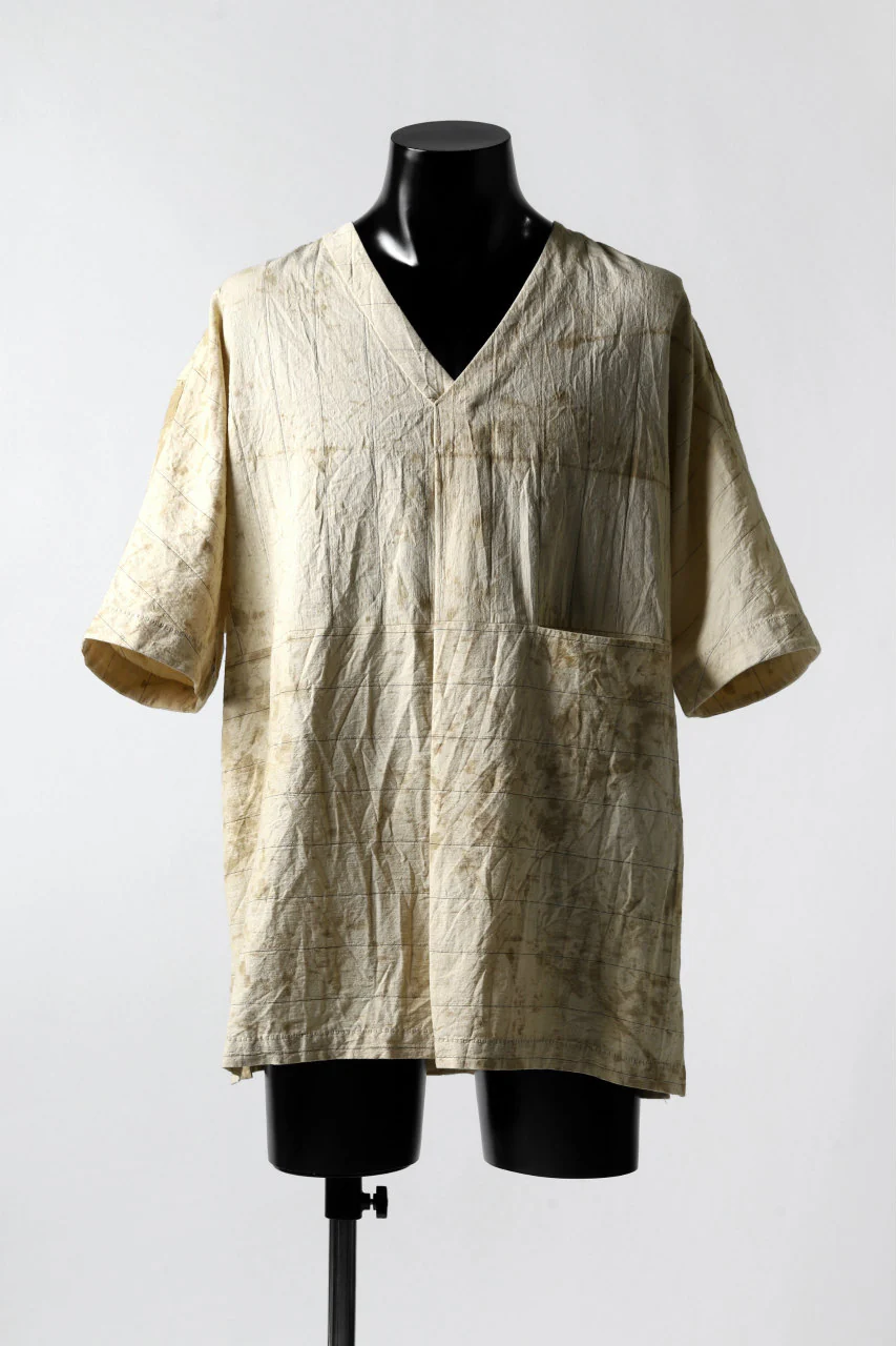 forme d'expression exclusive V Neck Scrub Shirt (Iced Tea) - Image 20