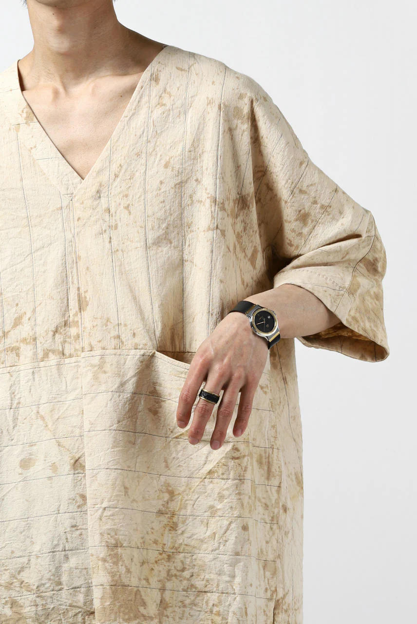 forme d'expression exclusive V Neck Scrub Shirt (Iced Tea) - Image 38