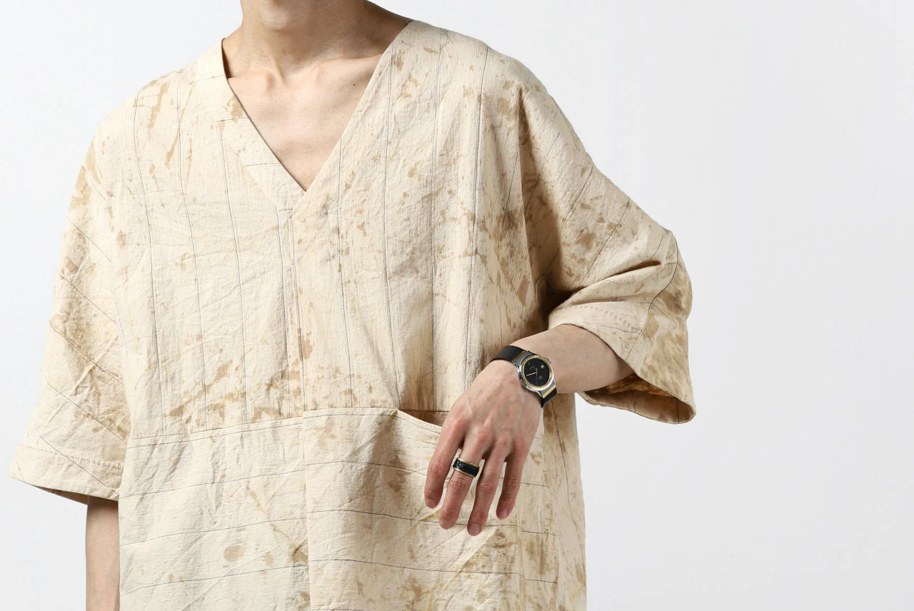 forme d'expression exclusive V Neck Scrub Shirt (Iced Tea) - Image 48