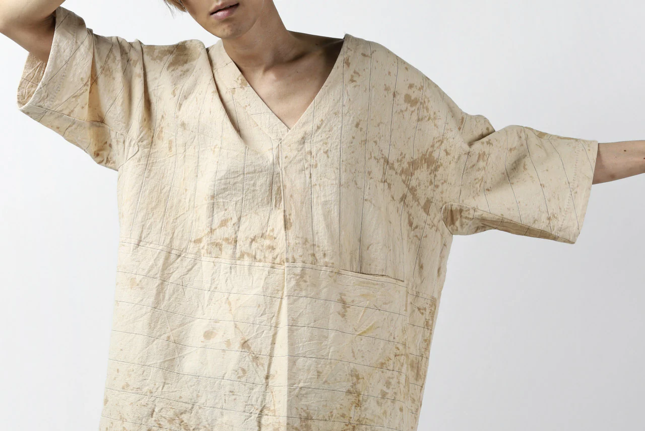 forme d'expression exclusive V Neck Scrub Shirt (Iced Tea) - Image 49