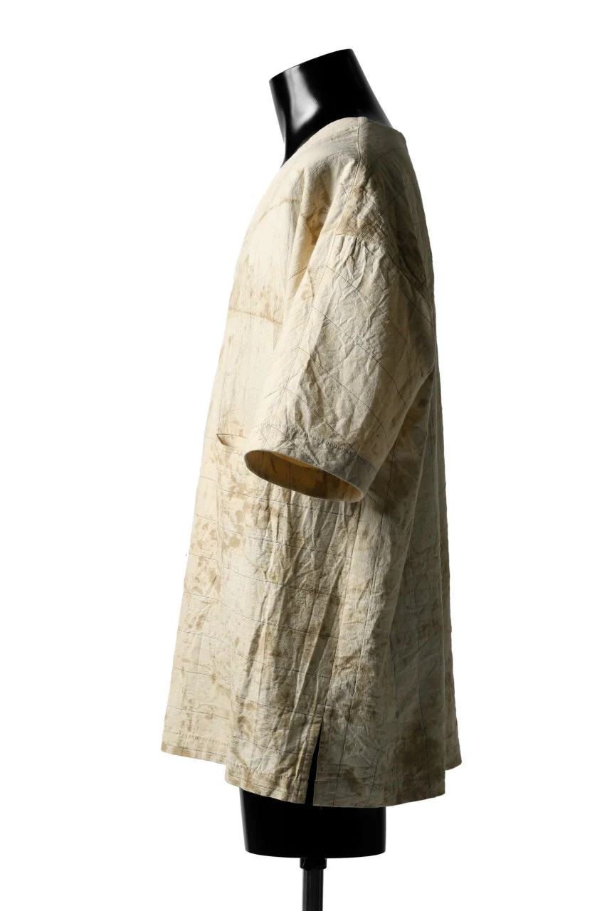 forme d'expression exclusive V Neck Scrub Shirt (Iced Tea) - Image 6