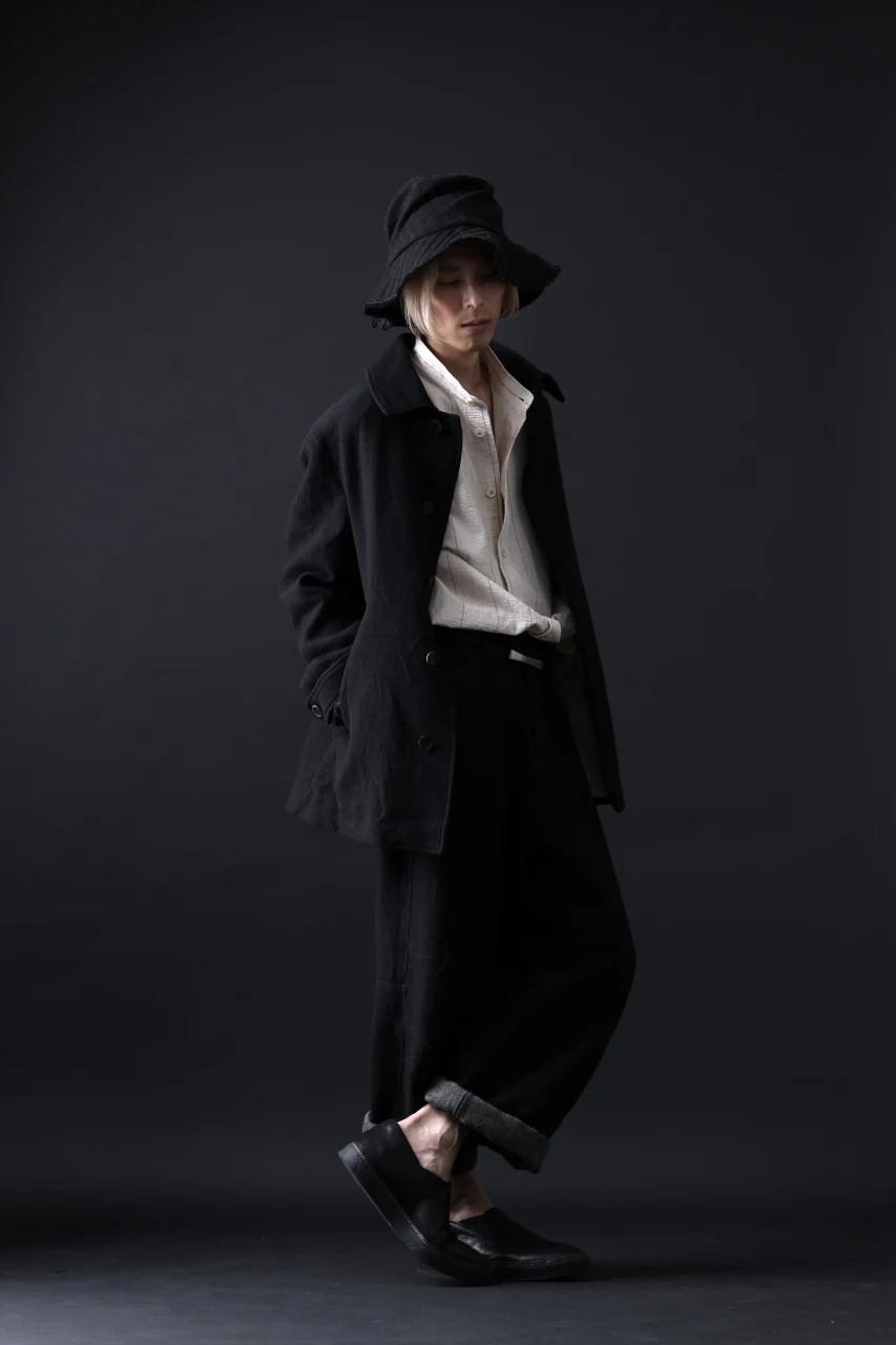 forme d'expression Hidden Plaquette Caban Short Coat (Black) - Image 40