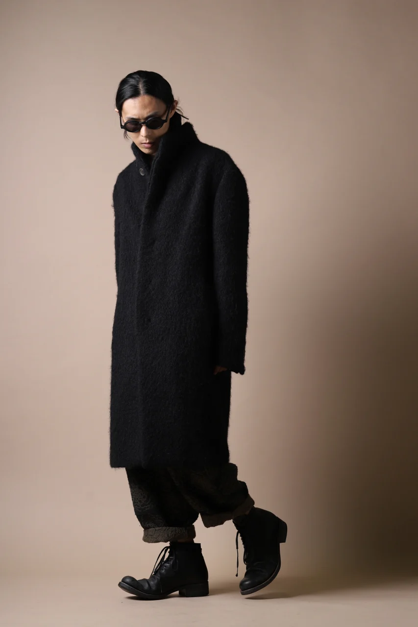forme d'expression High Neck Warm Coat (Black) - Image 24