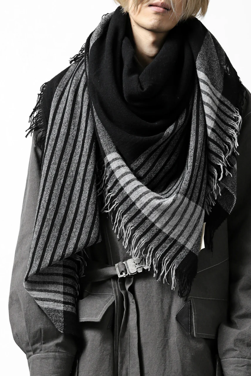 forme d'expression Mambo Graphic Plaid Stole (Mono) - Image 25