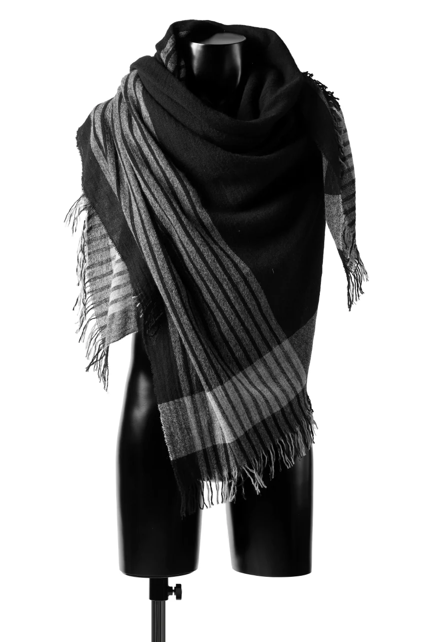 forme d'expression Mambo Graphic Plaid Stole (Mono) - Image 4