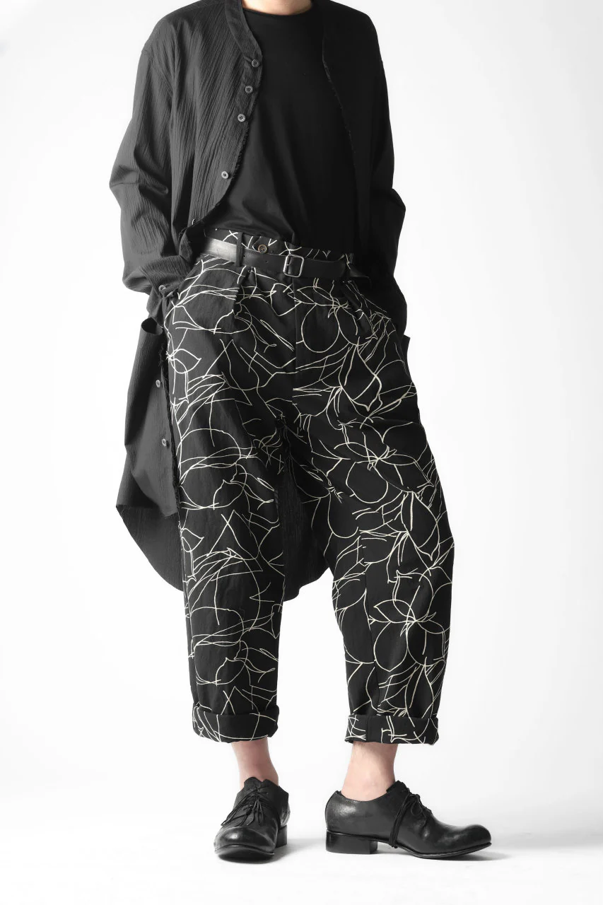 forme d'expression Narrow Tucked Wide Trousers (Black) - Image 21