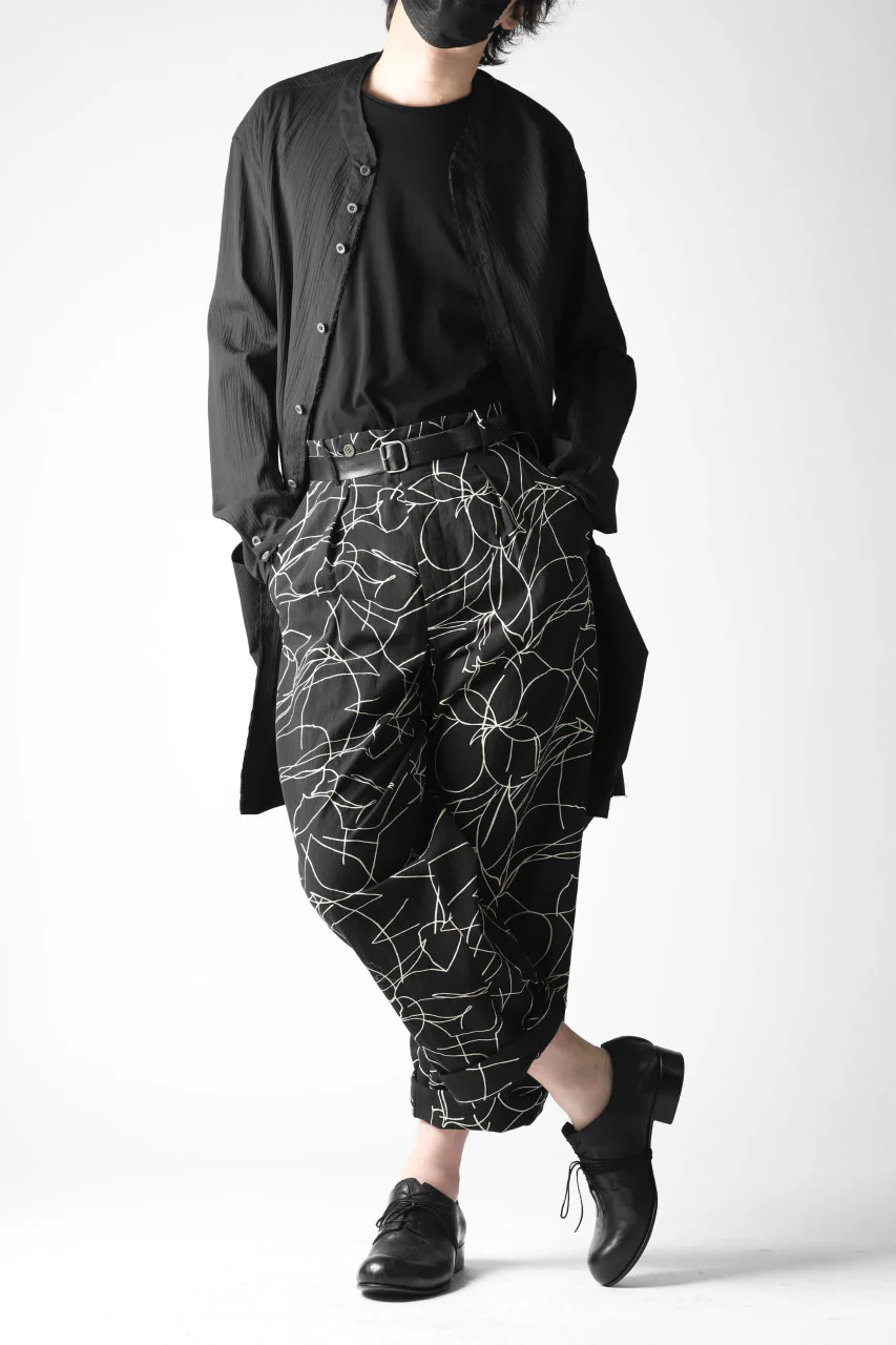 forme d'expression Narrow Tucked Wide Trousers (Black) - Image 22