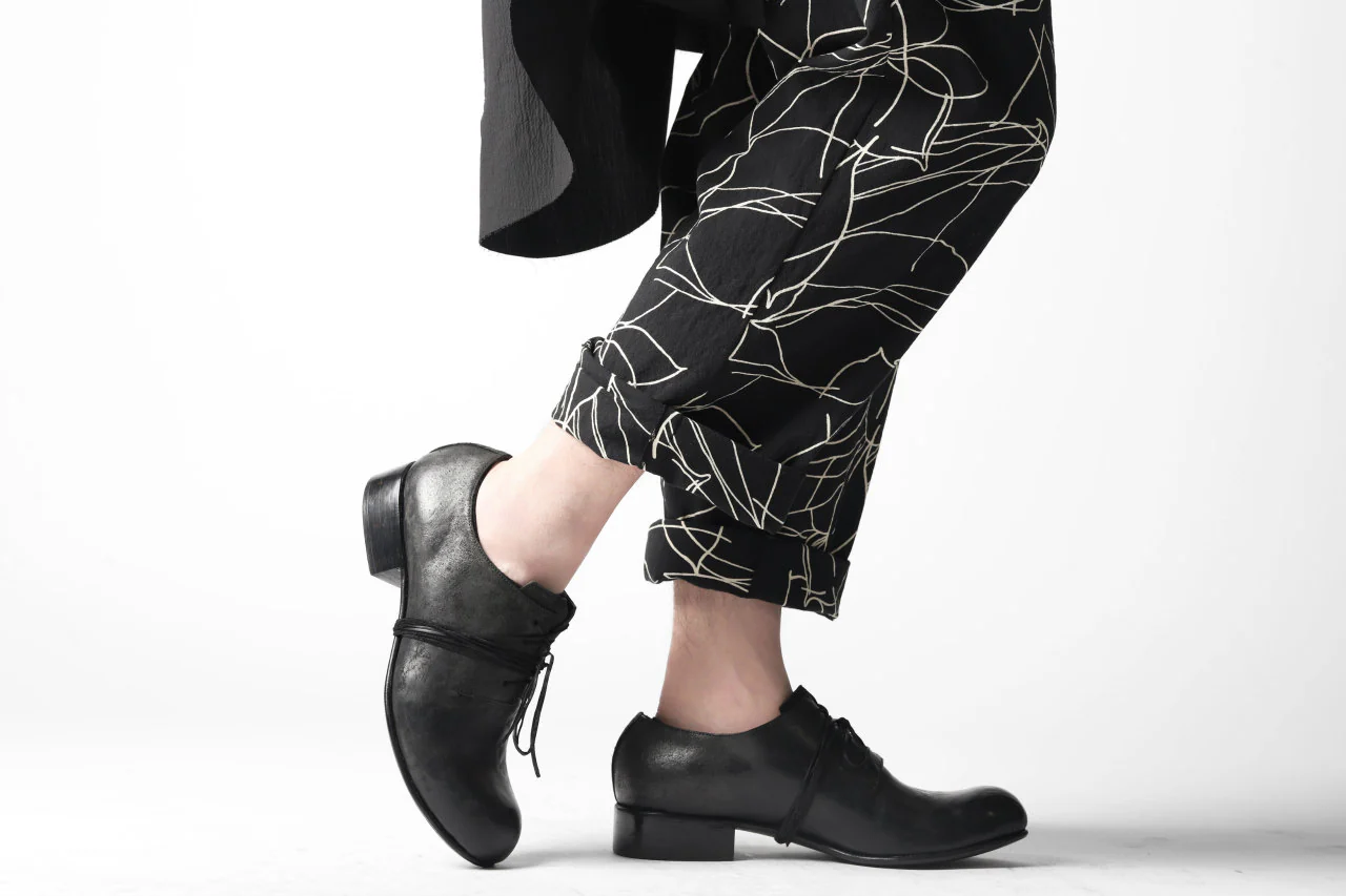 forme d'expression Narrow Tucked Wide Trousers (Black) - Image 46