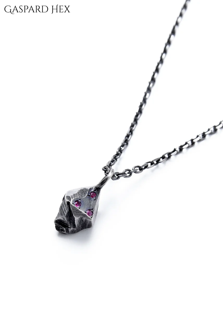 GASPARD HEX Lithos Pendant stealing silver with 3 rubies