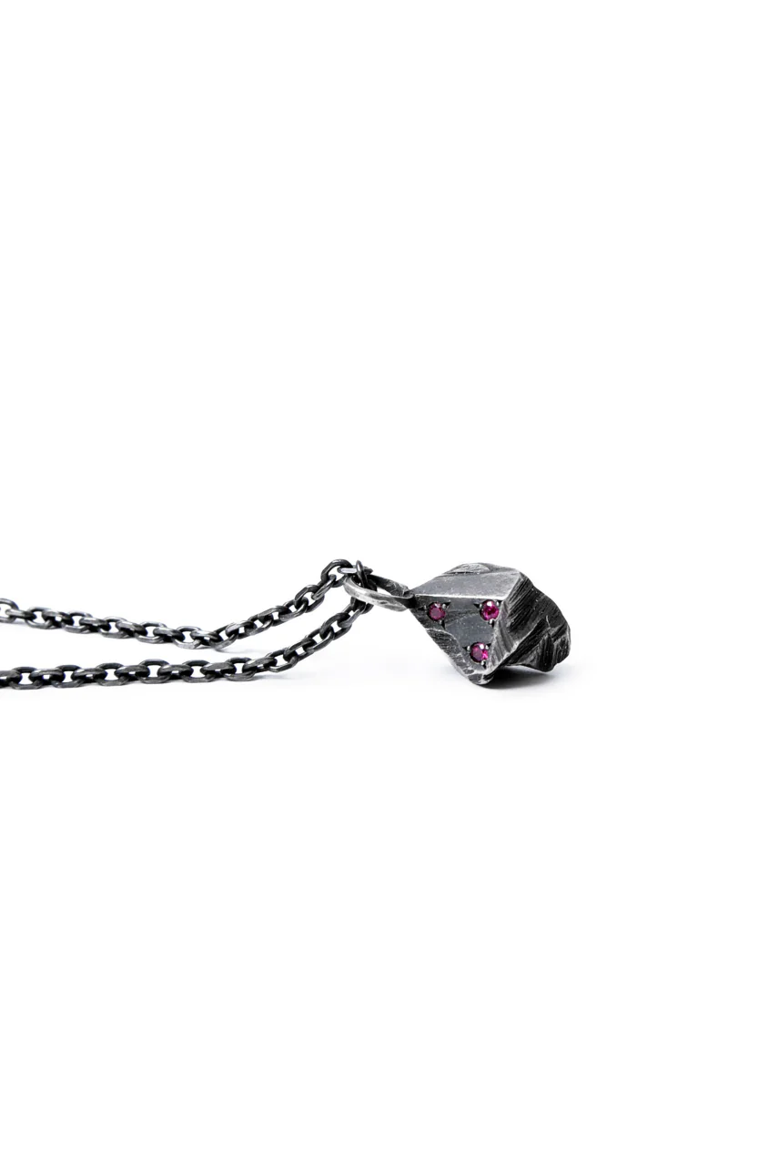 GASPARD HEX Lithos Pendant stealing silver with 3 rubies - Image 6
