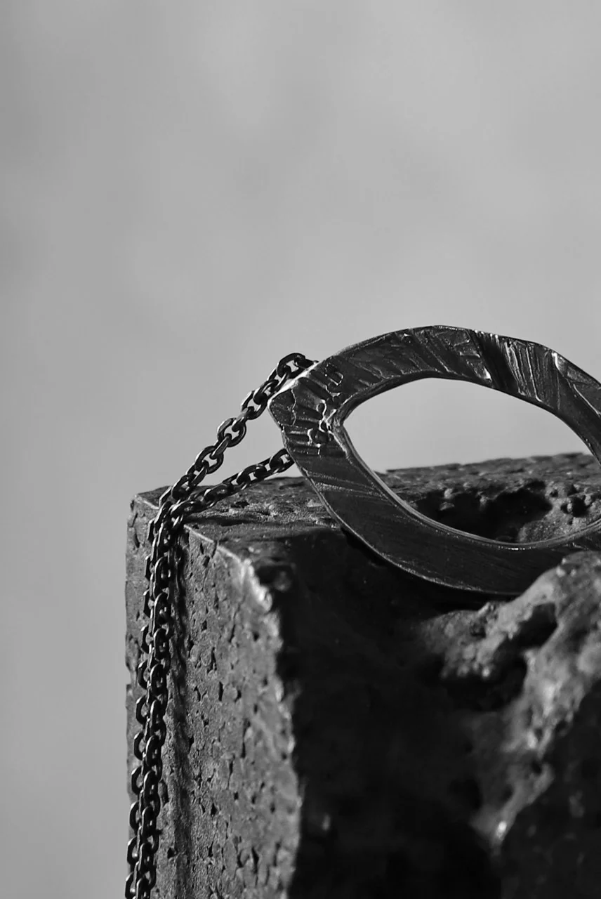 GASPARD HEX Mandorla Pendant / 60cm chain - Image 11