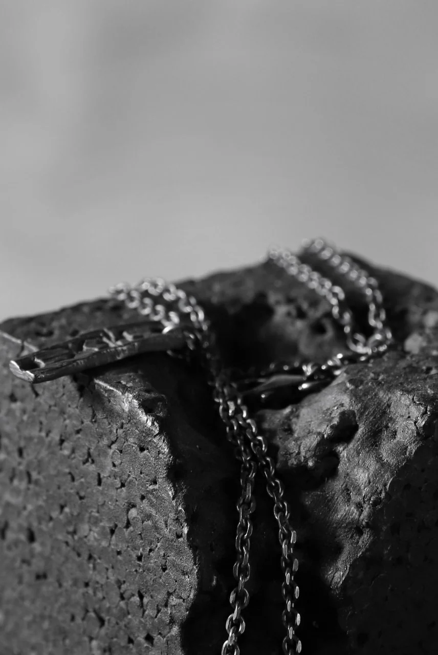 GASPARD HEX Mandorla Pendant / 60cm chain - Image 12