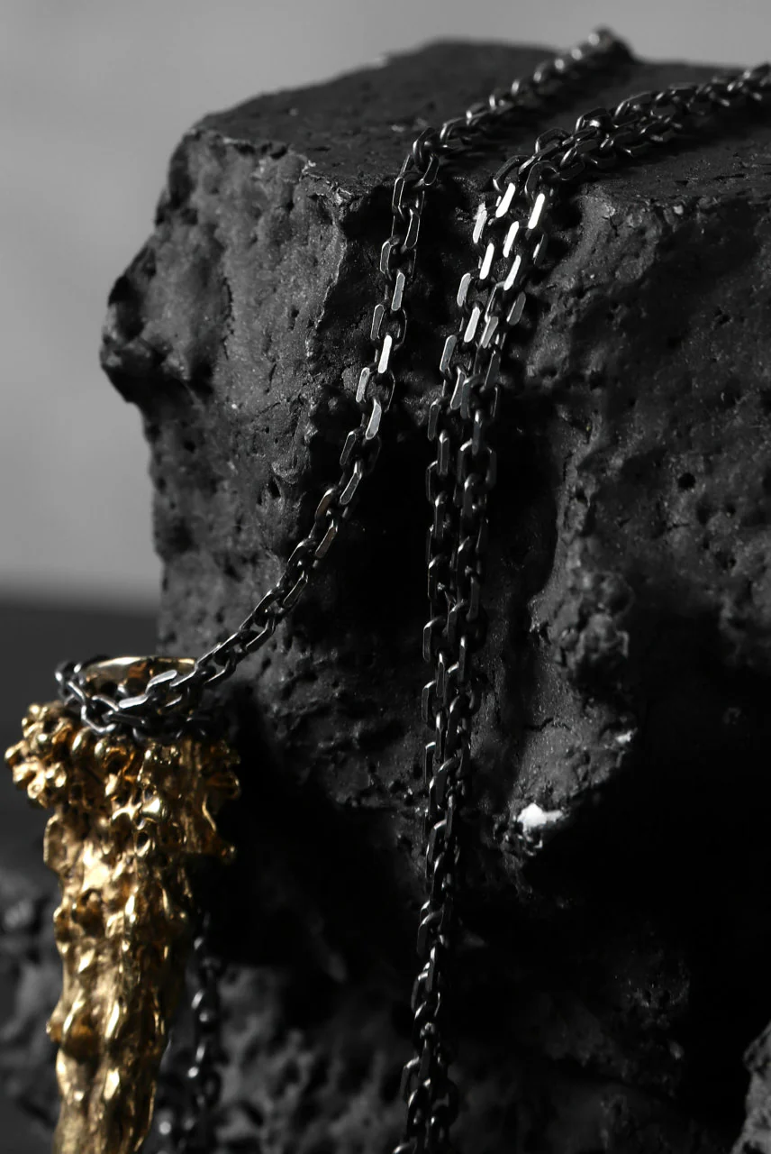 GASPARD HEX Small Horn gold plated bronze / 70cm chain - Image 4