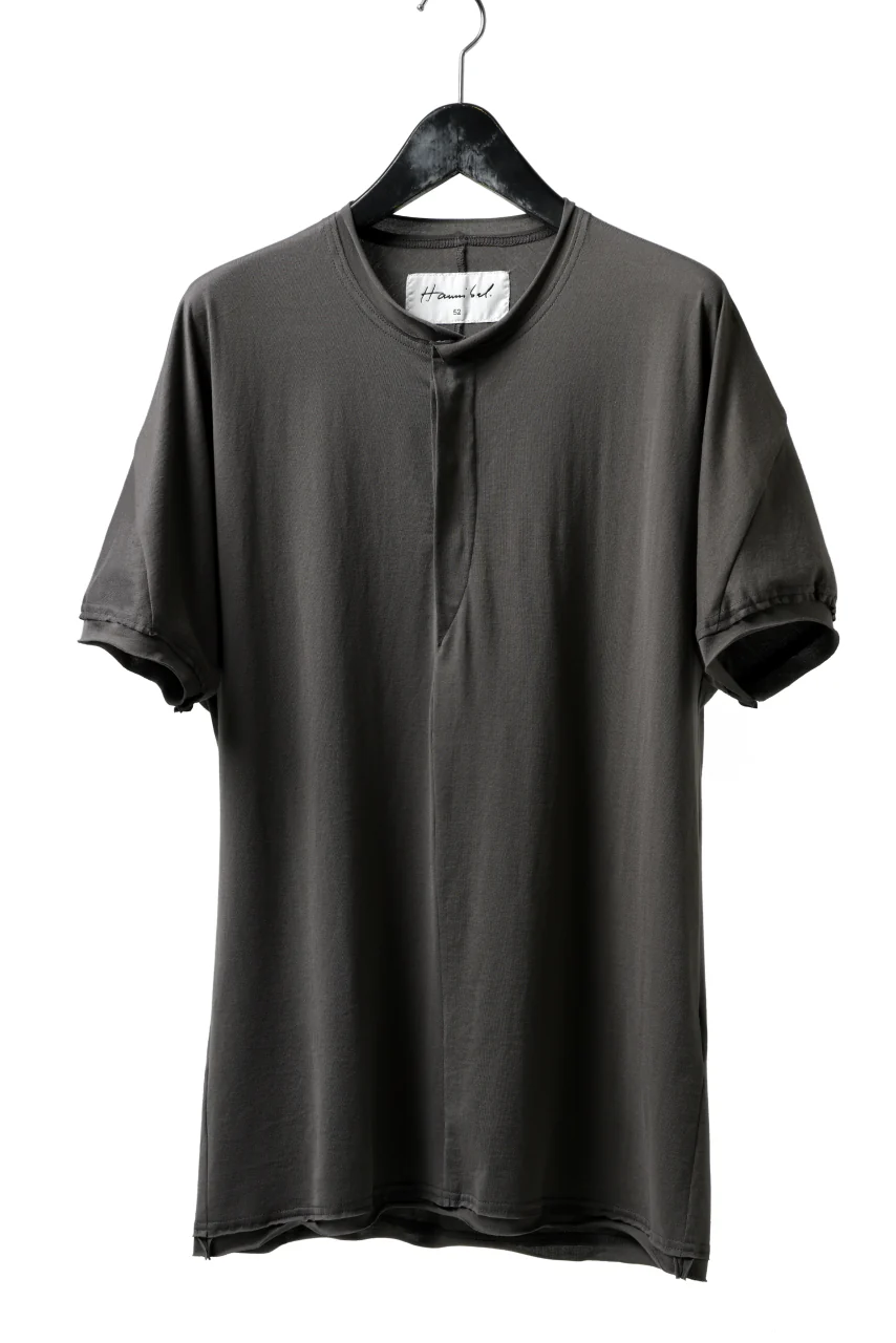Hannibal. Hidden Button Placket T-Shirt / adrian 111. (STONE) - Image 2