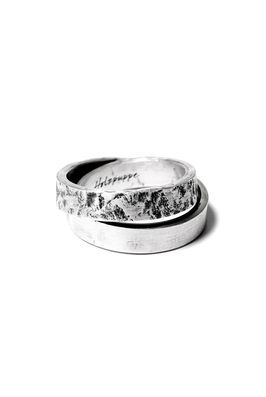 Holzpuppe Double banded Silver ring texture-1 - Image 4