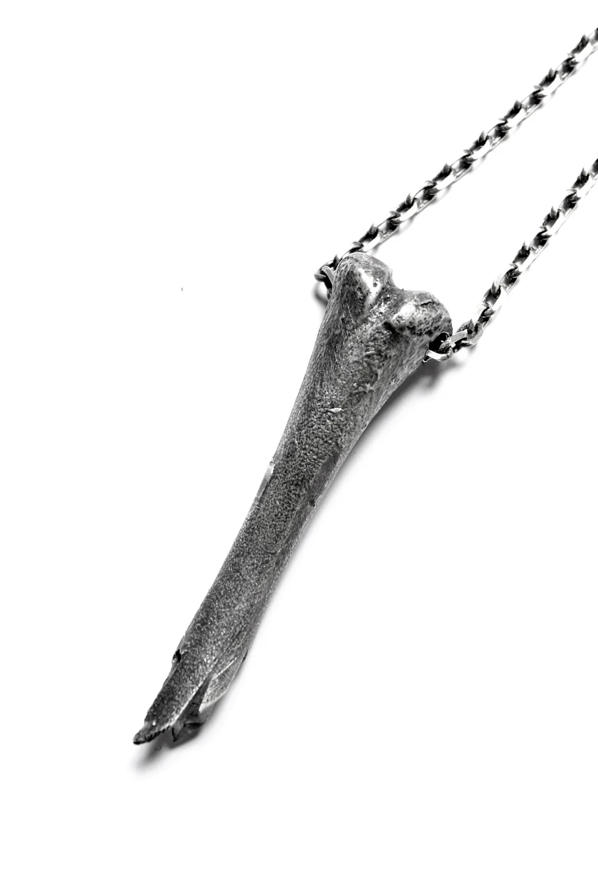 Holzpuppe exclusive Femur Bone Pendants with Green Tourmalinated Quartz - Image 5
