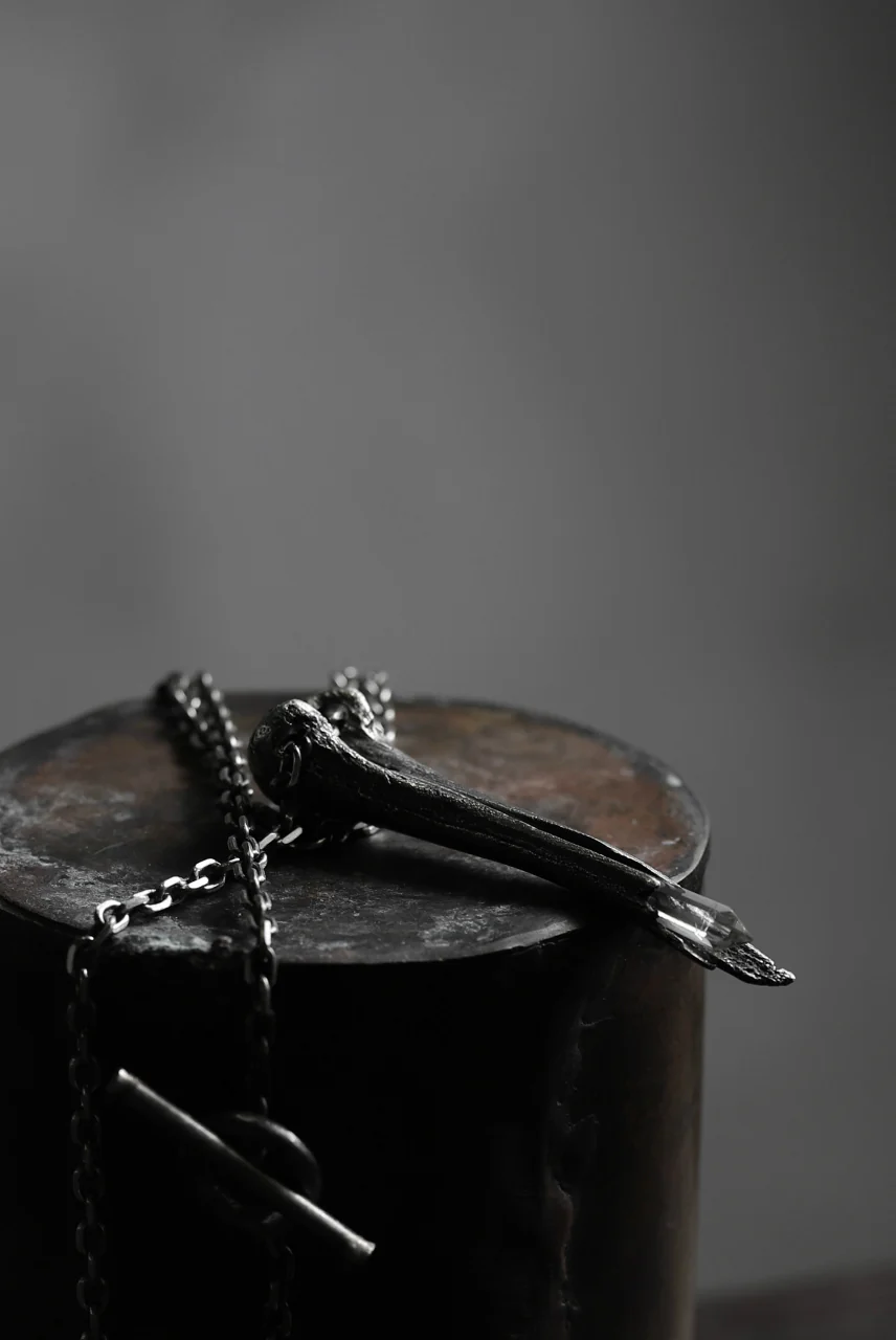 Holzpuppe exclusive Femur Bone Pendants with White Quartz - Image 15