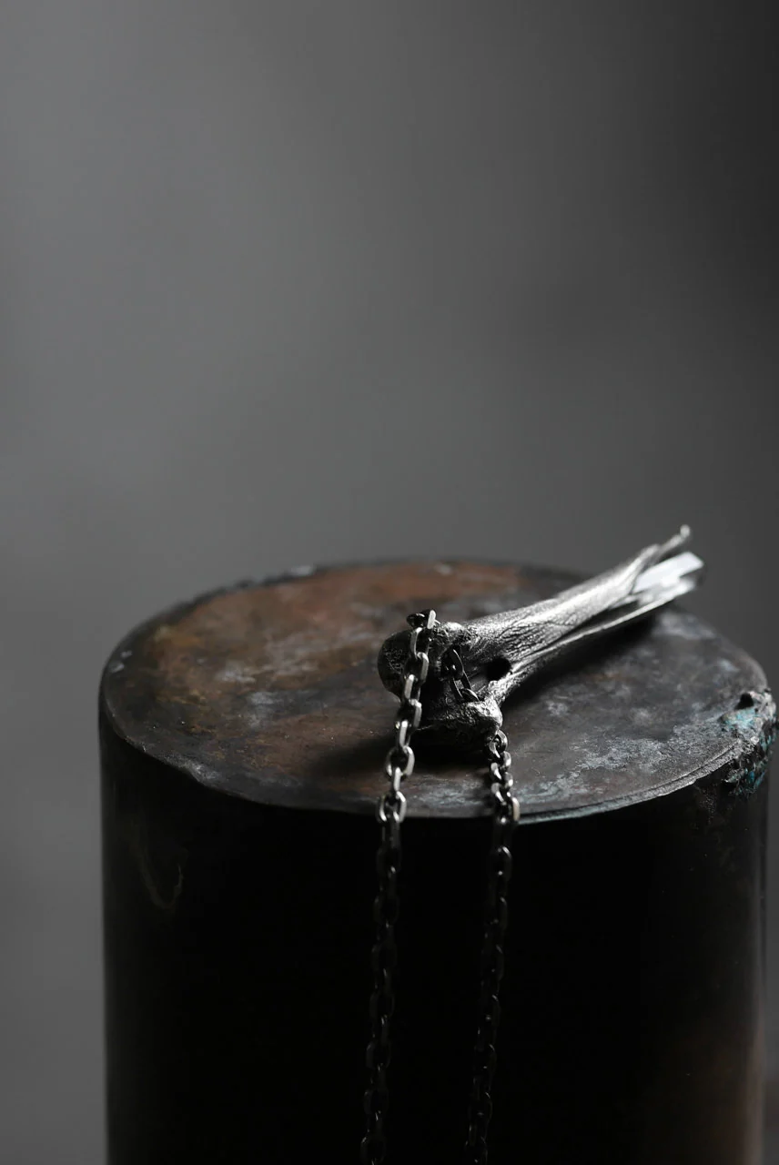 Holzpuppe exclusive Femur Bone Pendants with White Quartz - Image 17
