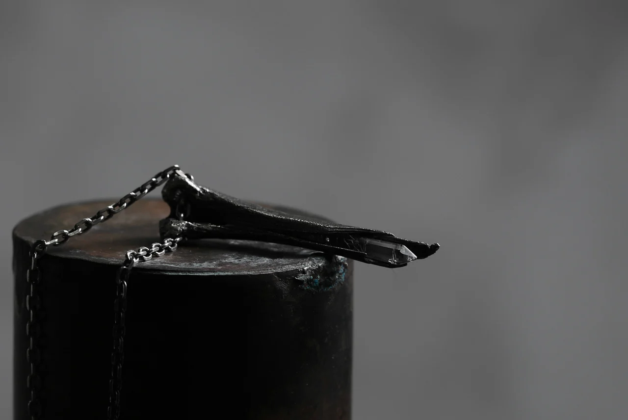 Holzpuppe exclusive Femur Bone Pendants with White Quartz - Image 21