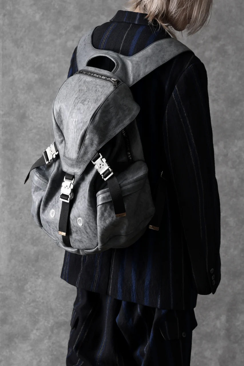 ierib exclusive Addiction Rucksack / White Waxed Shrunken Horse (BLACK) - Image 15