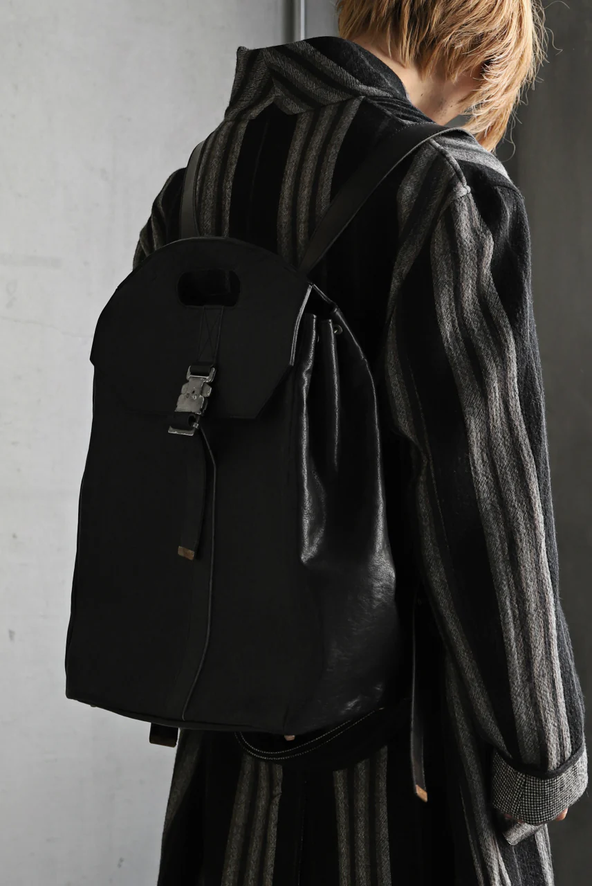 ierib BARK 2WAY HAND RUCKSACK / FVT Oiled Horse (BLACK) - Image 48