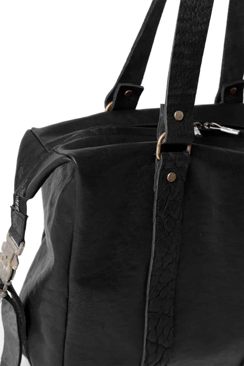 ierib Buckle Dr-Bag / FVT Oiled Horse (BLACK) - Image 12