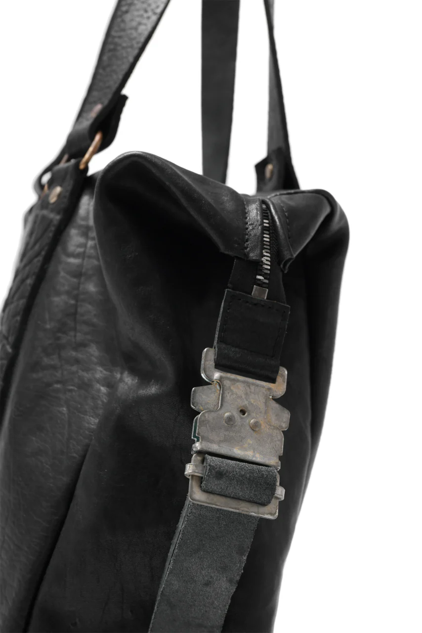 ierib Buckle Dr-Bag / FVT Oiled Horse (BLACK) - Image 18