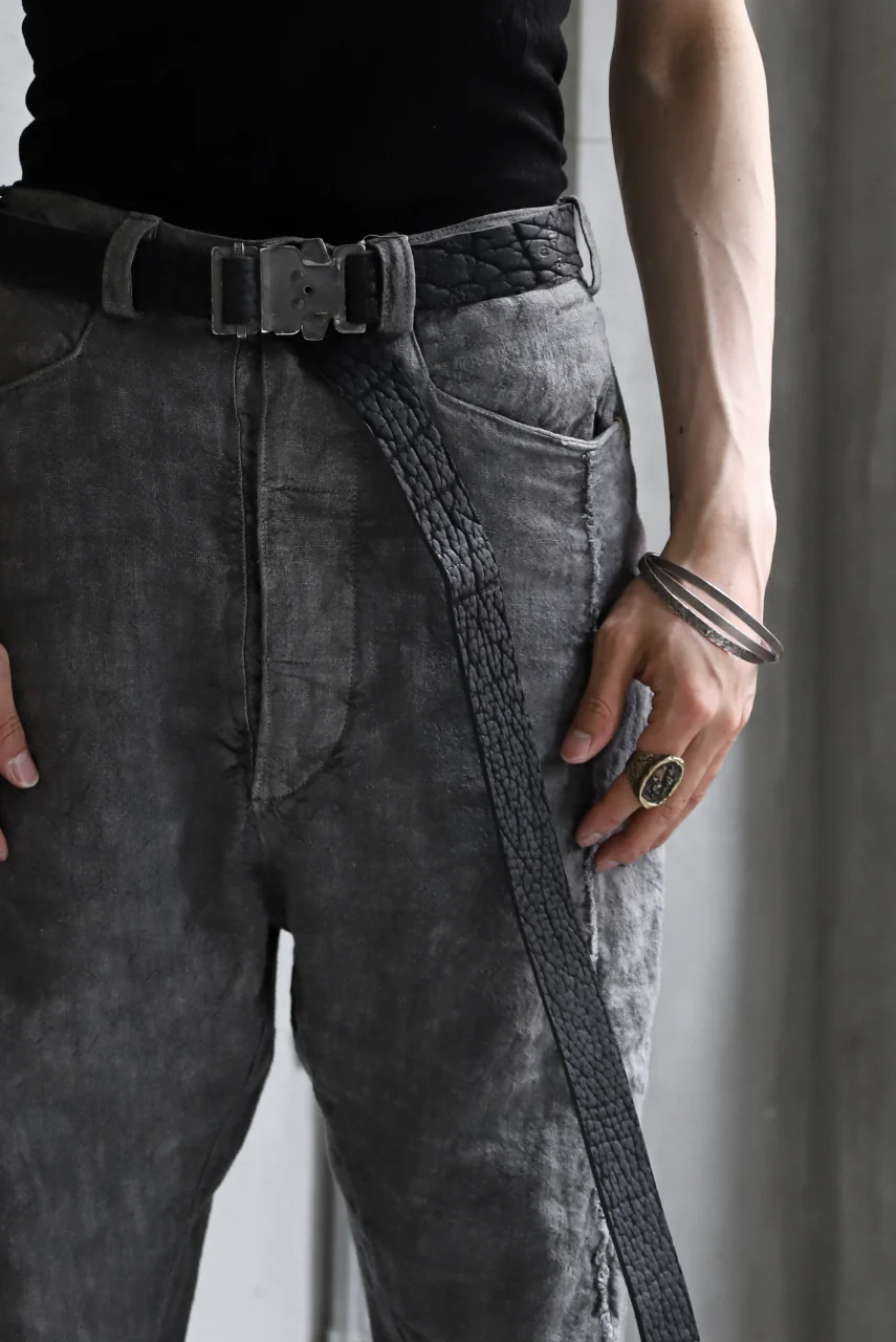 ierib detachable buckle belt / rough bull onepiece (BLACK) - Image 30