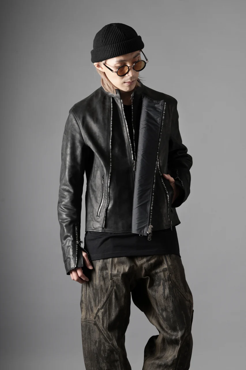 ierib Detachable Front Panel Jacket / Shiny Nubuck Horse (BLACK) - Image 33