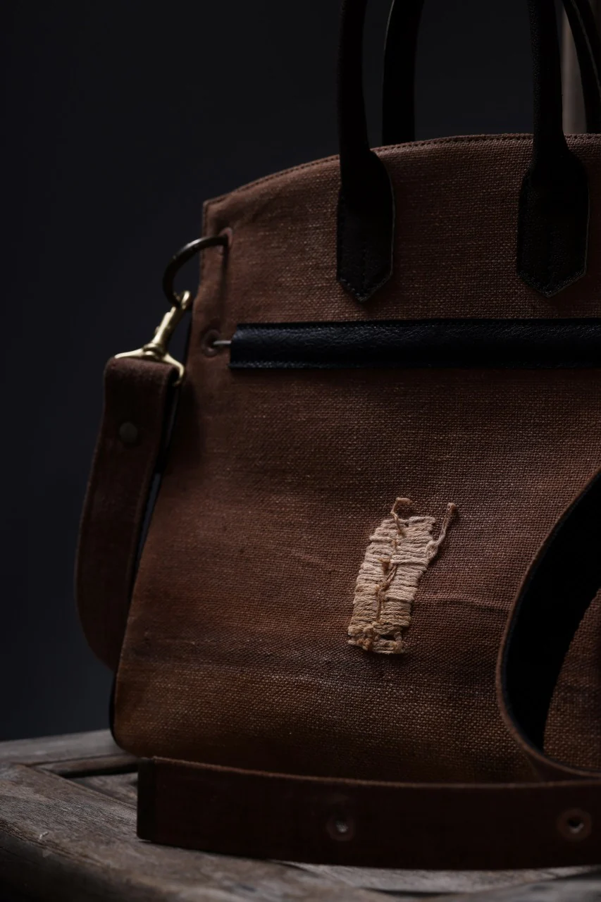 ierib exclusive 2Way Bark Bag / Vintage SAKABUKURO + FVT Oiled Horse Leather (BROWN / BLACK) - Image 16