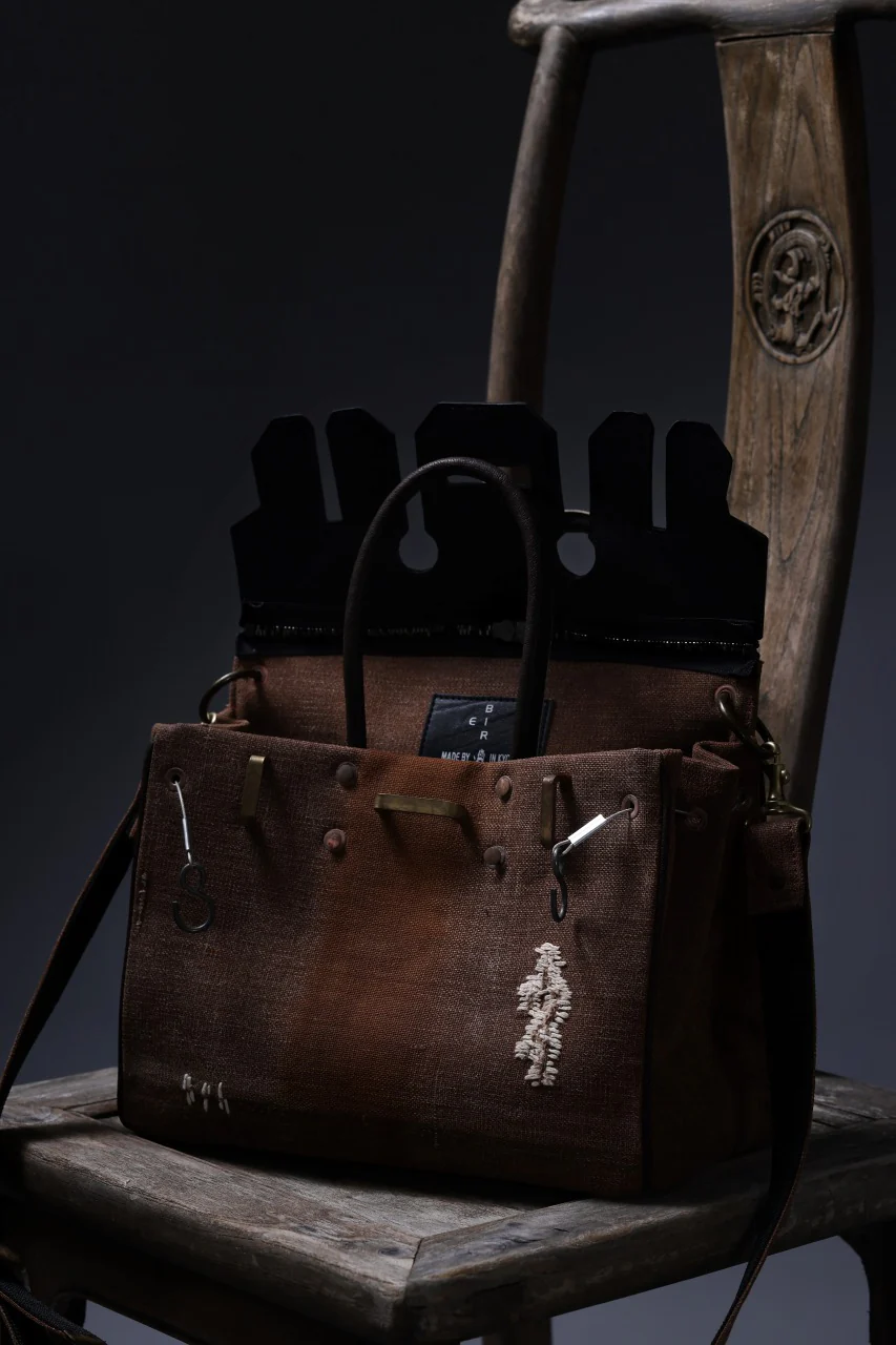 ierib exclusive 2Way Bark Bag / Vintage SAKABUKURO + FVT Oiled Horse Leather (BROWN / BLACK) - Image 19
