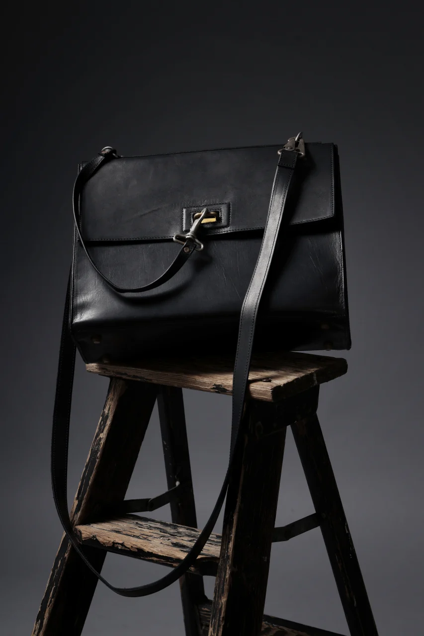 ierib exclusive DIMM Bag 30SP / Horse Nubuck Leather (BLACK) - Image 21