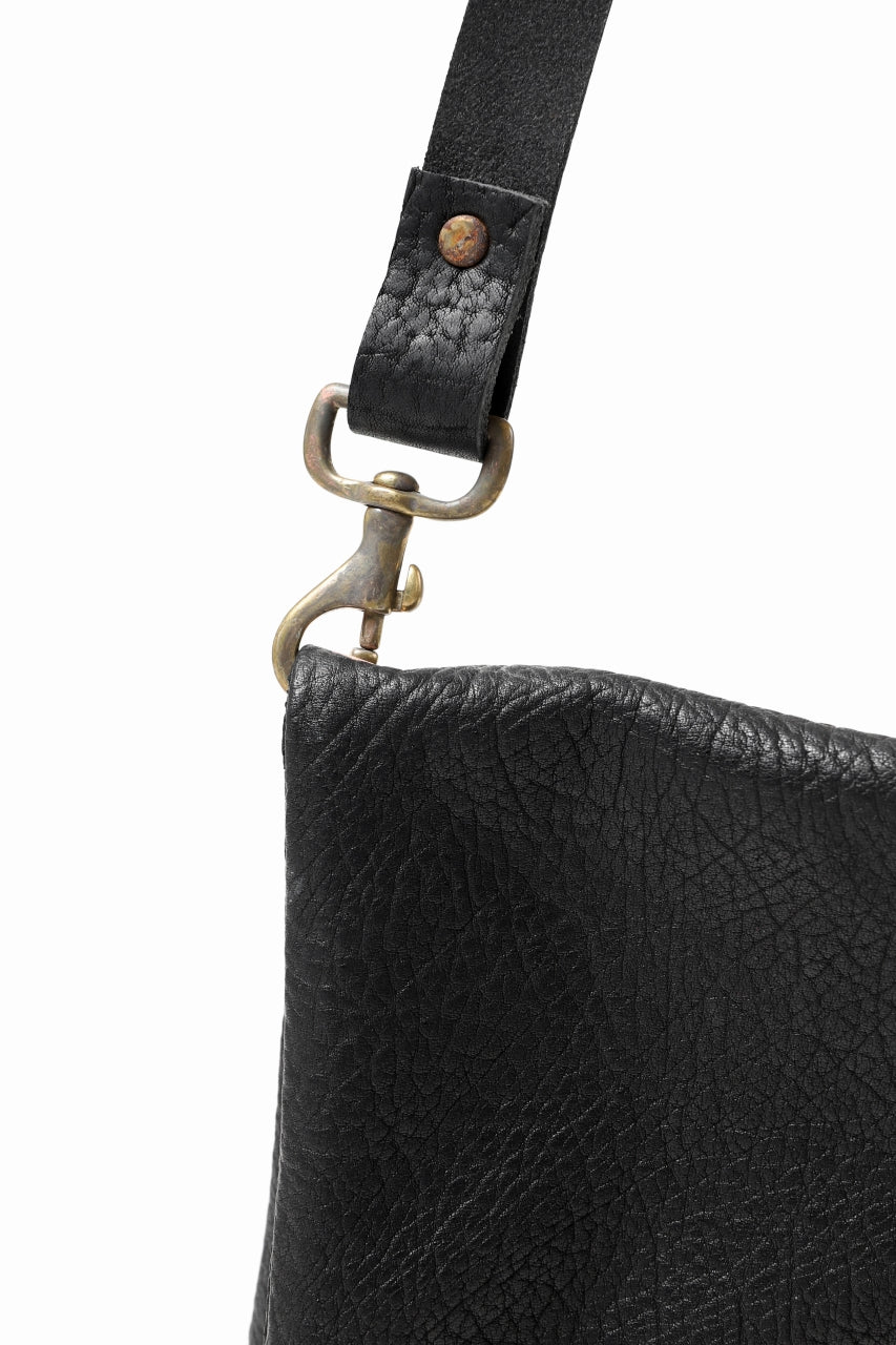 ierib exclusive folded shoulder-clutch bag / Shrunken Rough Bull (BLACK) - Image 13