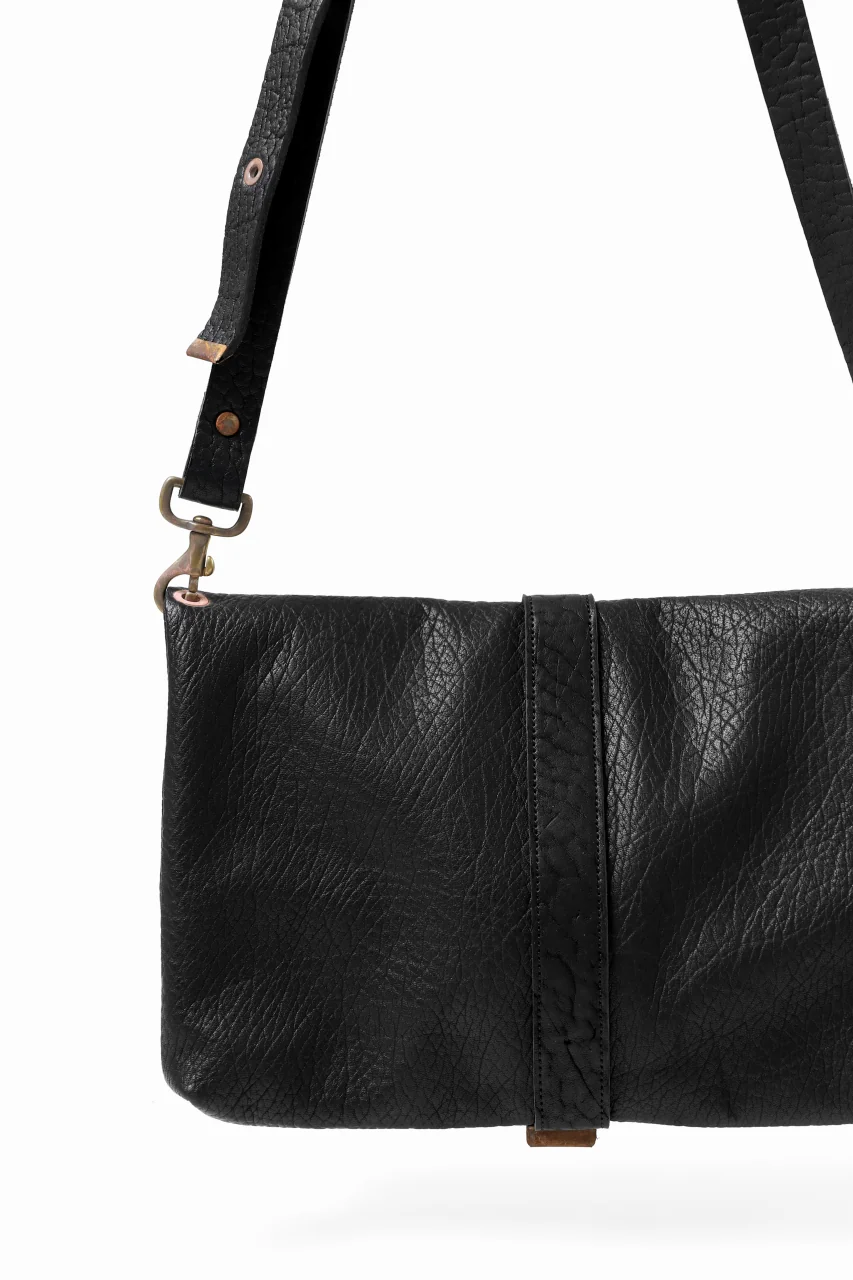 ierib exclusive folded shoulder-clutch bag / Shrunken Rough Bull (BLACK) - Image 21