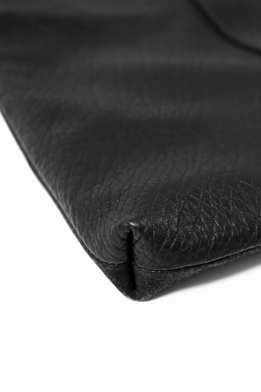 ierib exclusive folded shoulder-clutch bag / Shrunken Rough Bull (BLACK) - Image 28