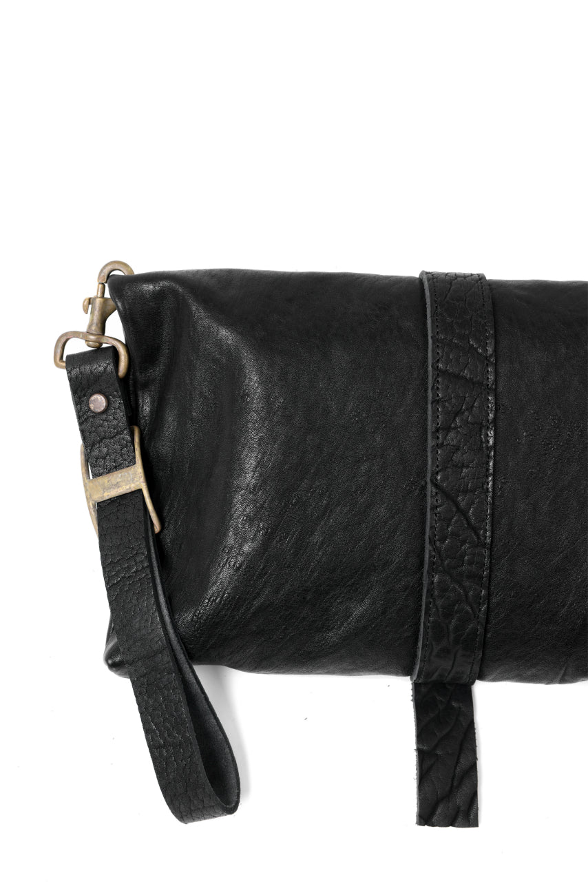 ierib Folded Clutch Bag with Hand Strap / FVT Oiled Horse (BLACK) - Image 19